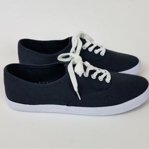 NWOT American Eagle Navy Blue Canvas Sneakers